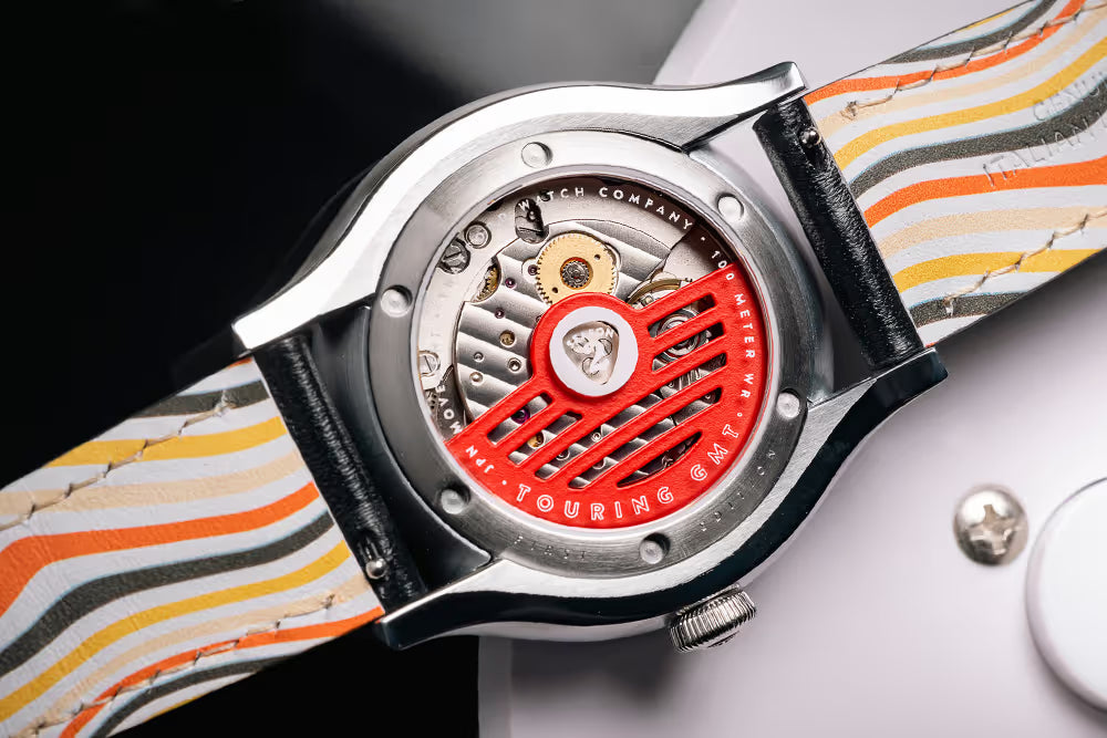 Featuring the Miyota 9075