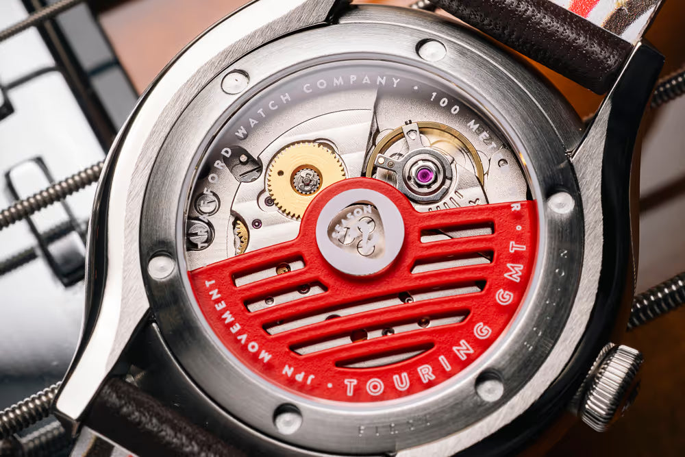 Featuring the Miyota 9075
