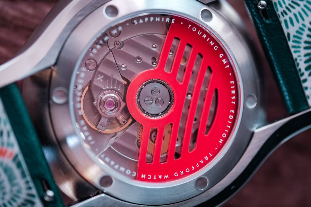 Featuring the Miyota 9075