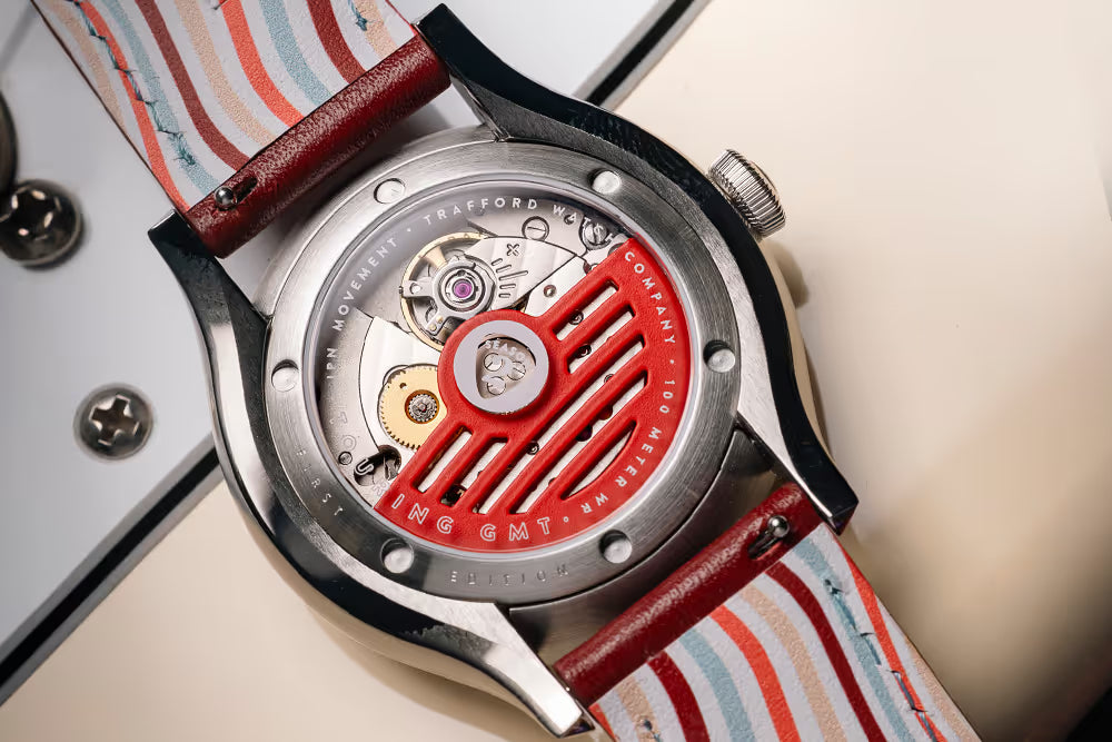 Featuring the Miyota 9075