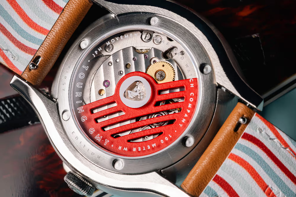 Featuring the Miyota 9075